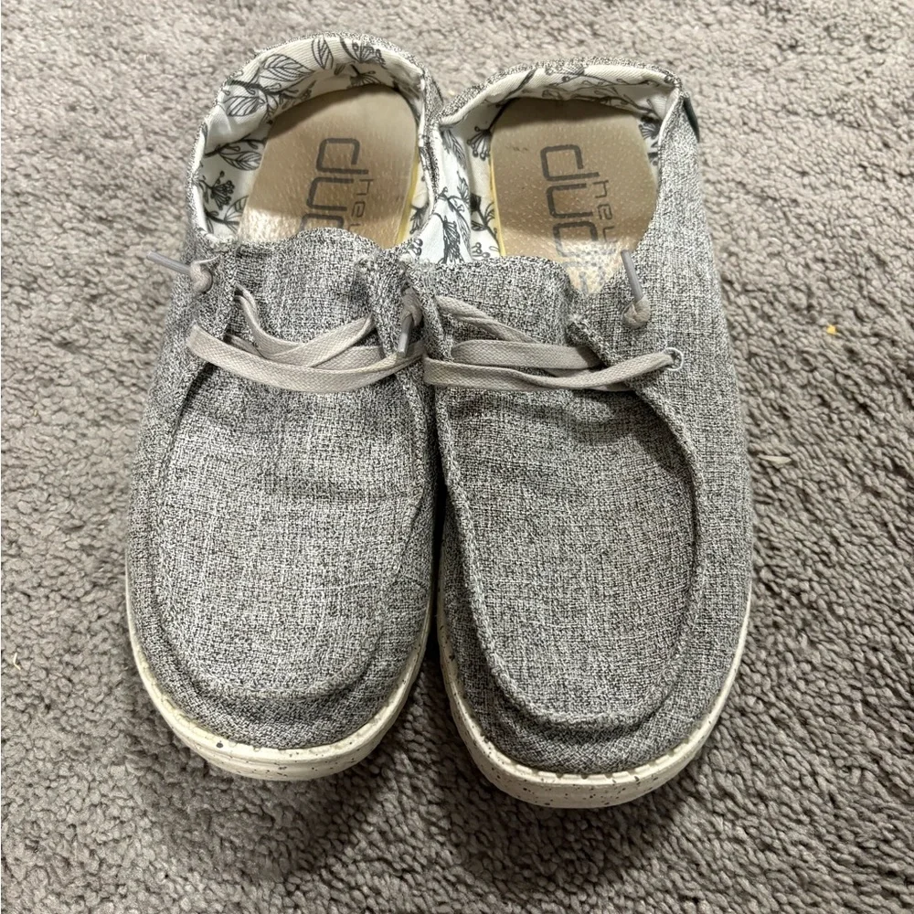 Hey Dude Women’s Gray Slip-On Loafers - Picture 4 of 6